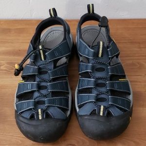 Keen Newport waterproof sandal shoes